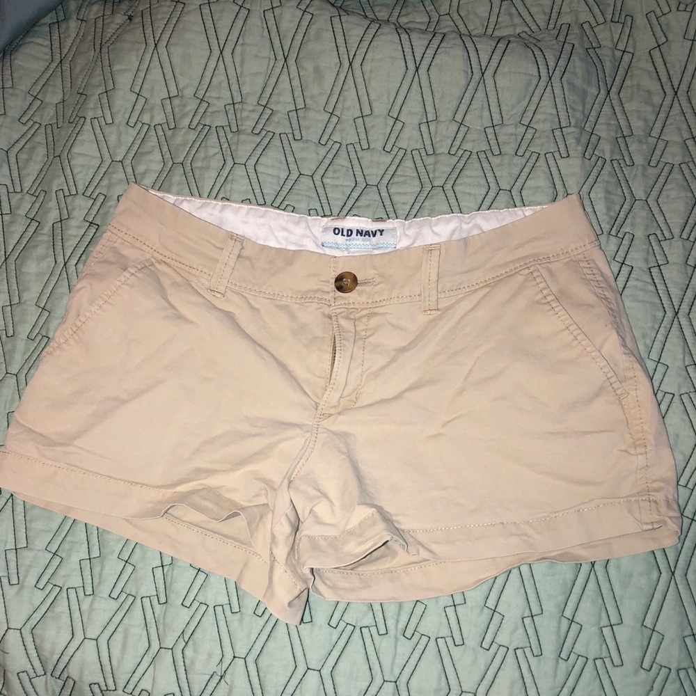 Old navy khaki shorts